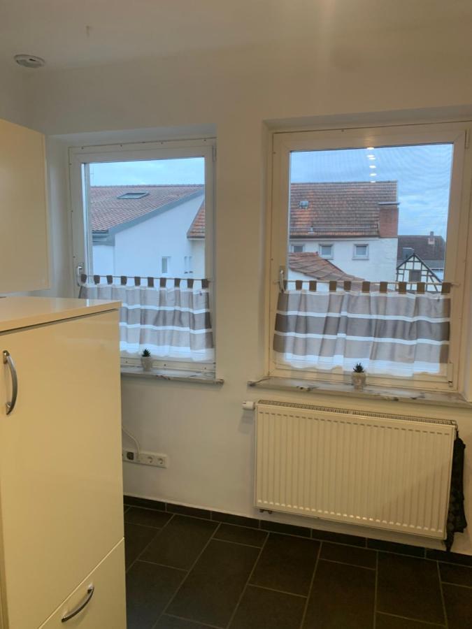 Mainpark Apartment 4 Schlafzimmer Bis Zu 10 Personen Direkt Ueber Aschaffapartment Bei Aschaffenburg Mainaschaff Exterior photo